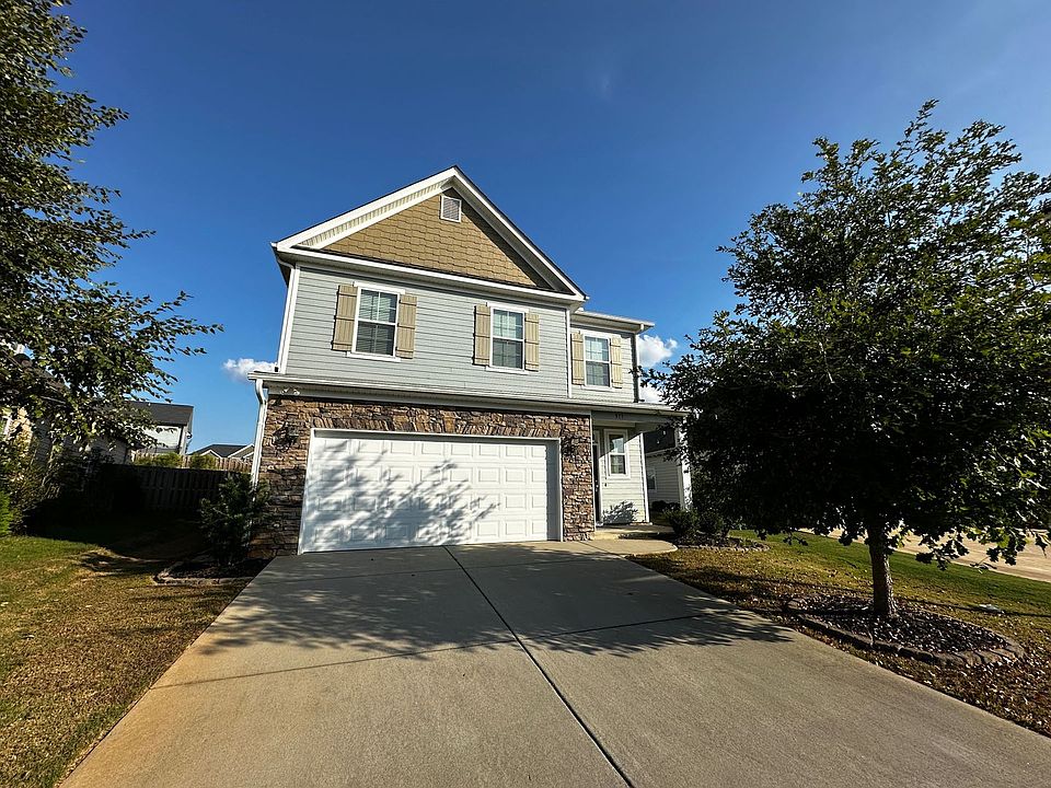 1st image of 977 Glenhaven Dr