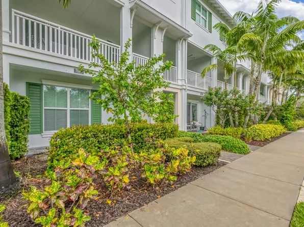 7089 Edison Pl, Palm Beach Gardens, FL 33418