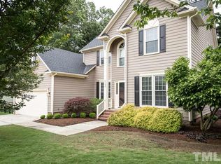 5329 Harrington Grove Dr, Raleigh, NC 27613