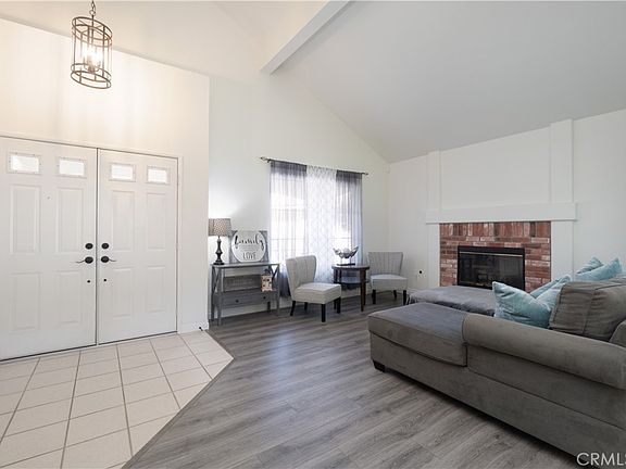 2nd image of 2685 Jefferson Cir