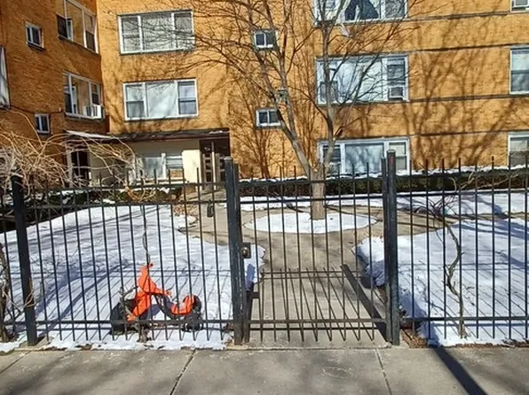 2834 W Granville Ave #Ga, Chicago, IL 60659