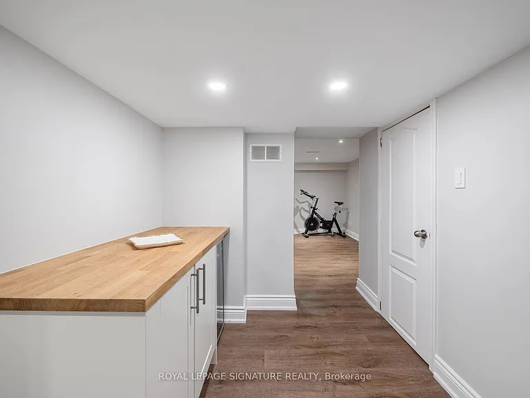 345 Flagstone Ter — Photo 35