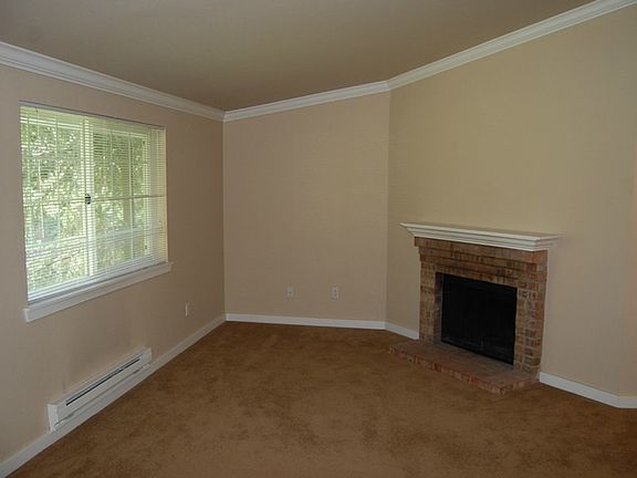 2nd image of 23410 18th Ave S APT J301