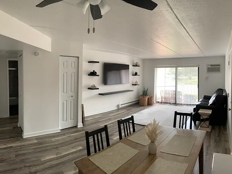 619 N Briar Hill Ln #2 — Photo 3