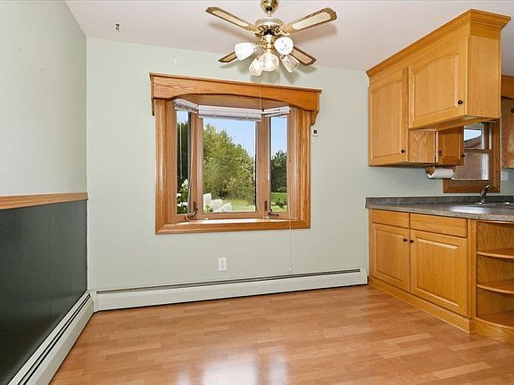 5th image of 4331 E 3rd St
