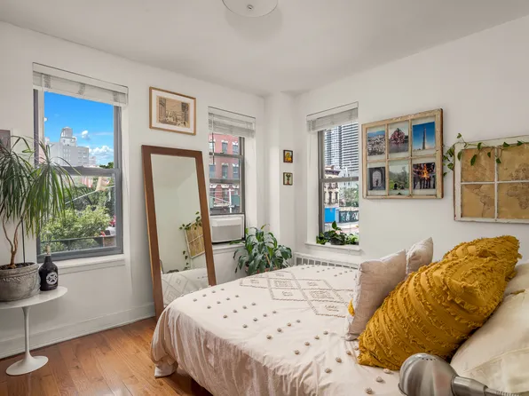 300 East 119th Street image 9 of 13