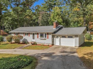 23 Vista Way, Merrimack, NH 03054