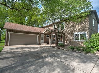 7885 Columbia Ave, Dyer, IN 46311