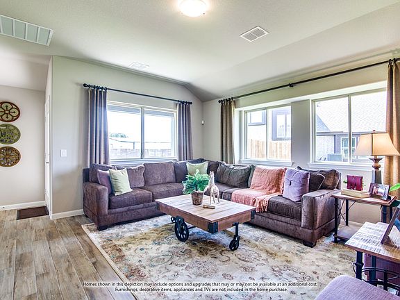 Willow II Family Room