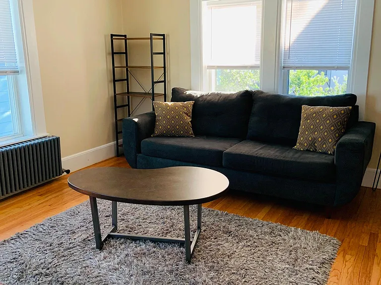 21 Dow St — Photo 3