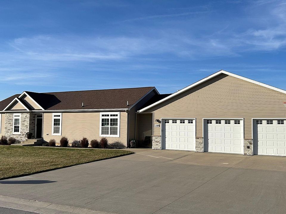 1st image of 2389 Red Oak Rd