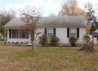 1st image of 1112 Woodlawn St