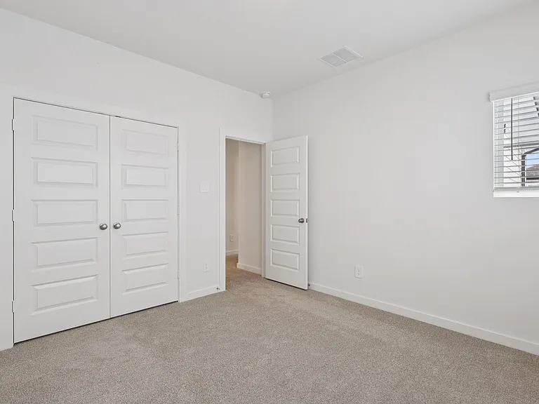404 Sunrise Ranch Dr — Photo 14