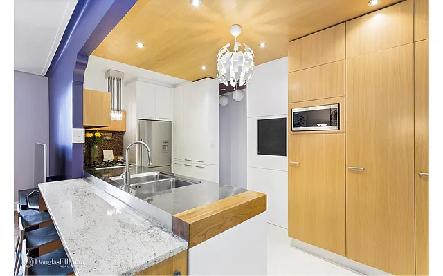 Sold by Douglas Elliman | media 19