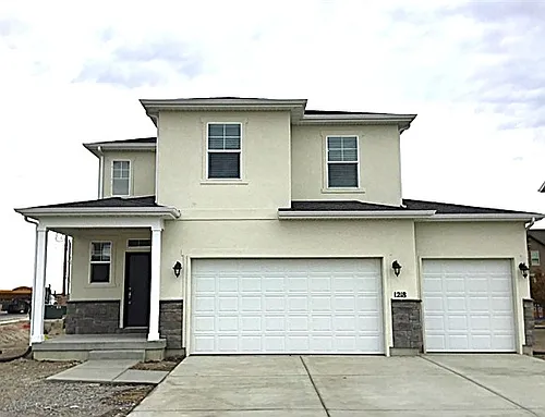 1218 E Peterson Ln Photo 1