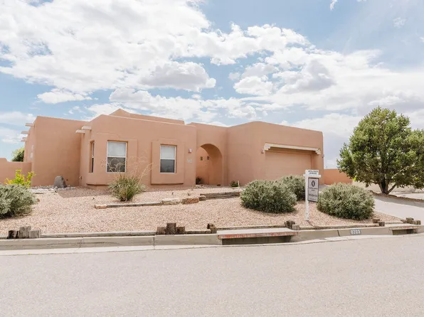 8203 Indigo Ct NE, Albuquerque, NM 87122