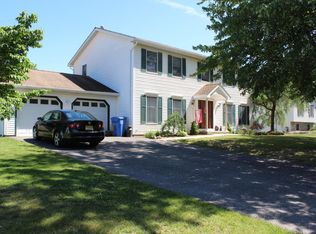 26 Hickory Hill Rd, Jackson, NJ 08527