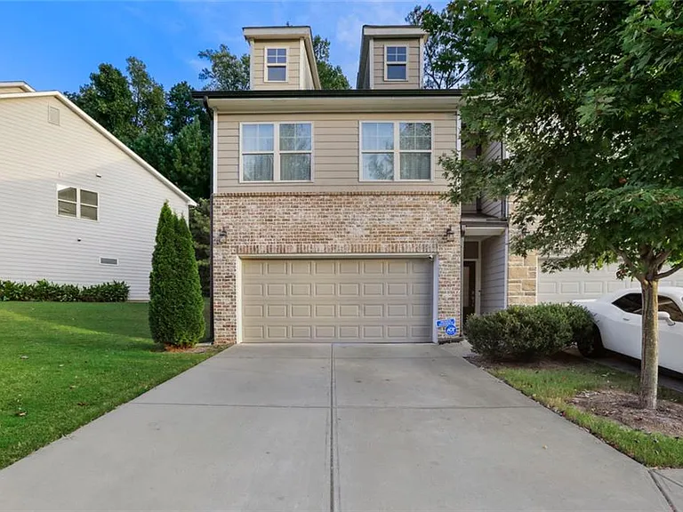 539 Jefferson Chase St SE — Photo 1