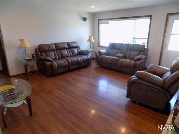 2nd image of 2721 Ross St
