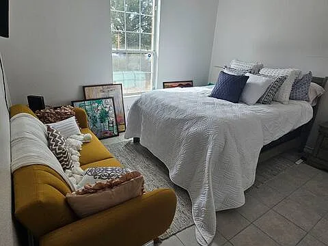8015 Ventura Blvd — Photo 11