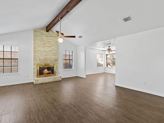 5th image of 22103 Birch Valley Dr