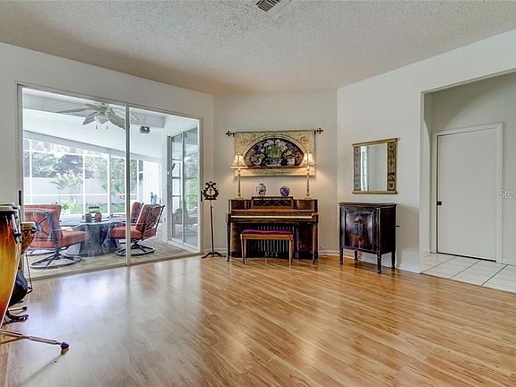 5th image of 19701 Wyndmill Cir