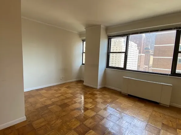 300 West 55th Street image 4 of 8