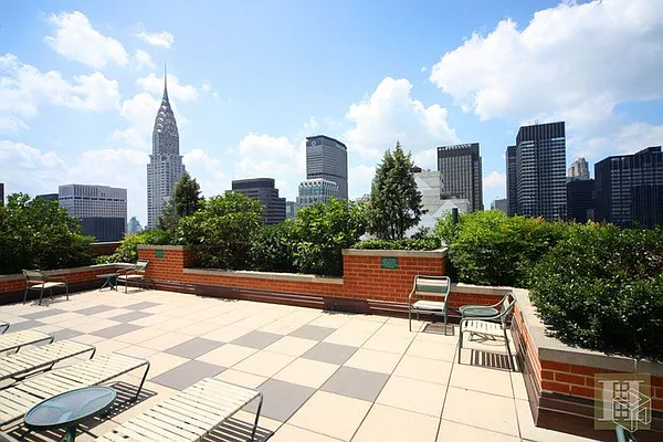 Rented by Halstead Real Estate | media 82