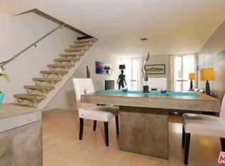 1209 N Kings Rd APT 5, West Hollywood, CA 90069