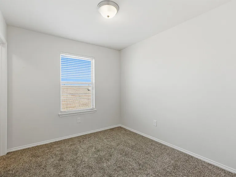5718 Savanna Pasture Rd — Photo 30