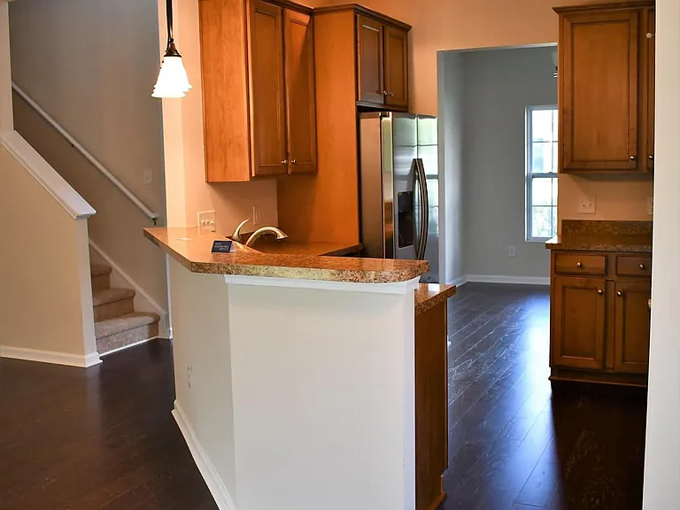 8433 Taylor Plantation Rd — Photo 5