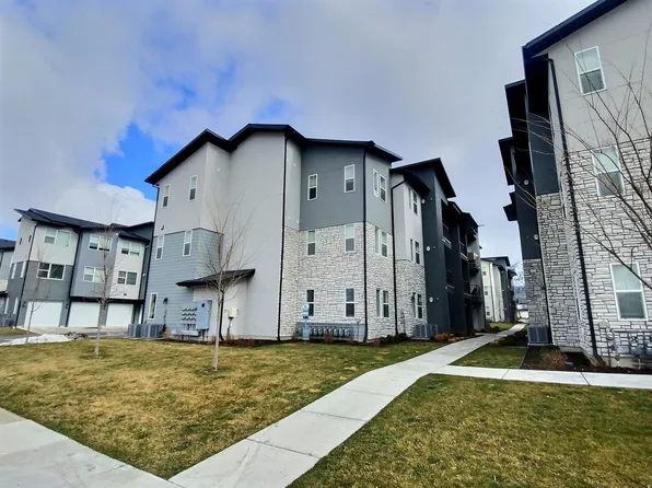 472 W 40 S #102, Providence, UT 84332