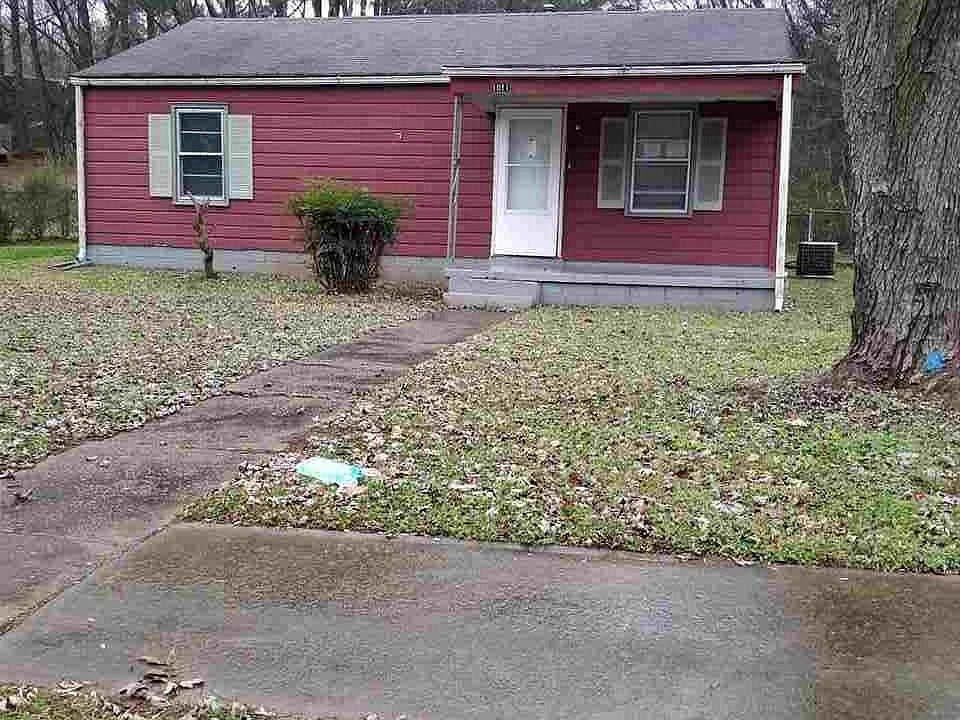 1st image of 1011 Fairway Dr NW
