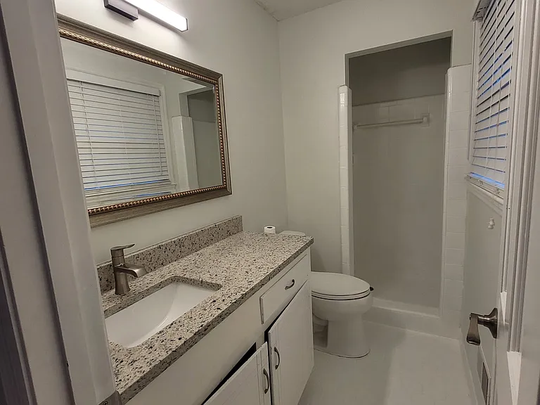 2701A Cliffside Dr — Photo 6