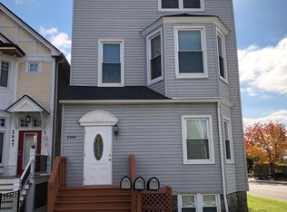 2449 W Fletcher St #2, Chicago, IL 60618