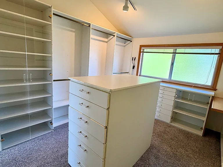 74 San Luis Ct — Photo 12