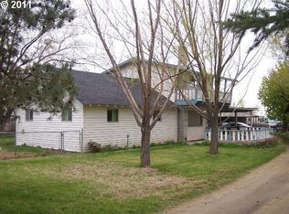 215 NE 9th Ave, Milton Freewater, OR 97862