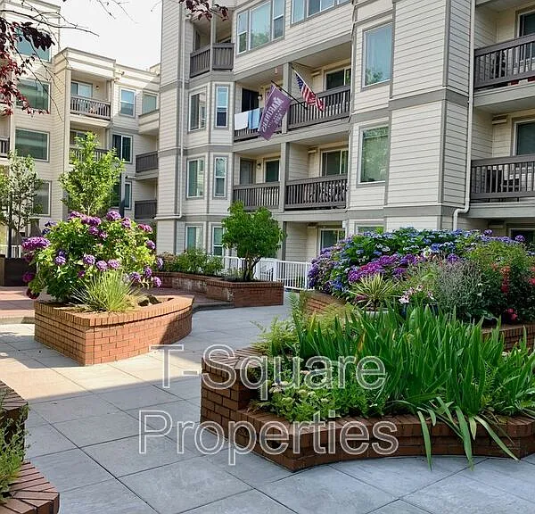 2152 N 112th St #409 — Photo 3