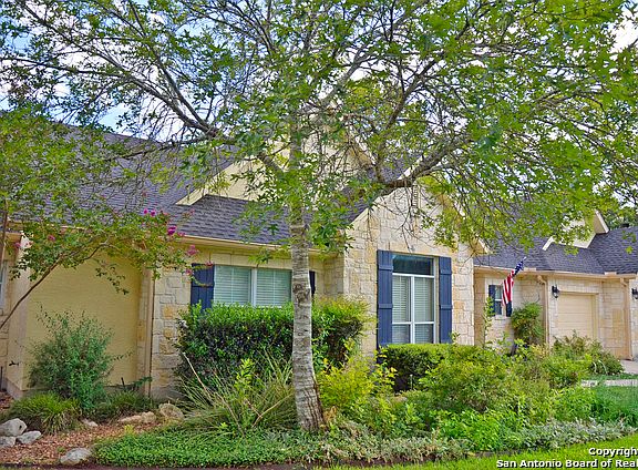 2nd image of 109 Oak Knoll Cir