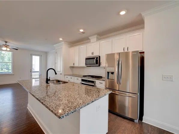 6532 Beacon Dr, Sandy Springs, GA 30328