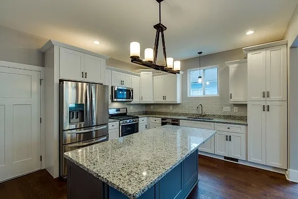 3 bed, 2.5 bath, 1803 sqft, $2,749 — Photo 4