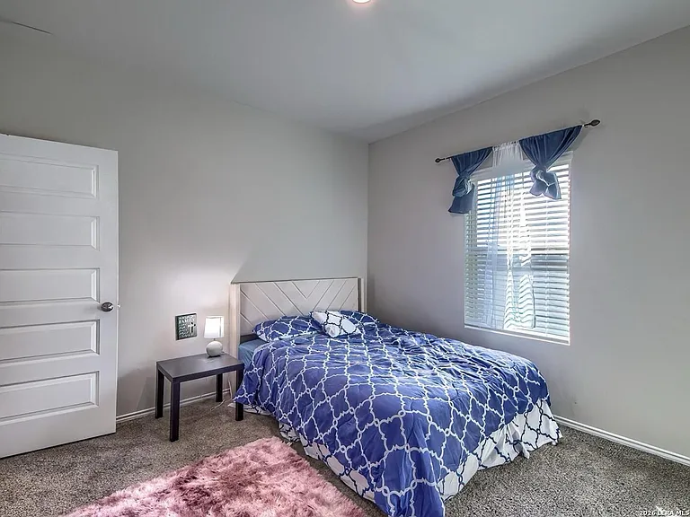 5011 Sandstone Way — Photo 1