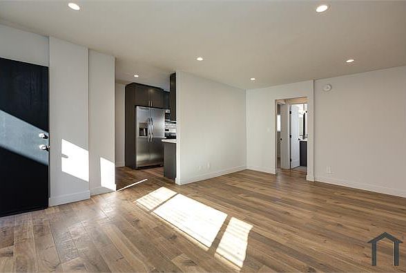 1st image of 845 S Kenmore Ave APT 203