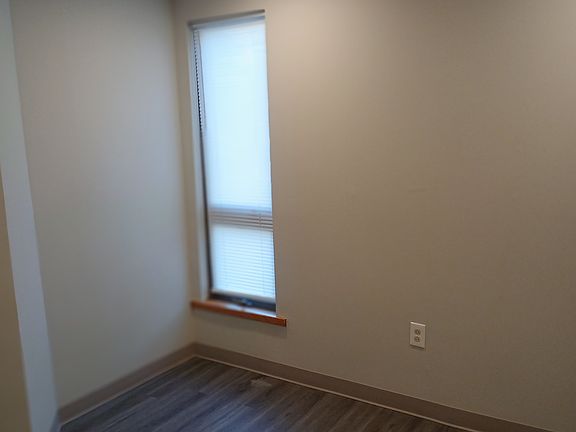 5th image of 1335 W Main St #3