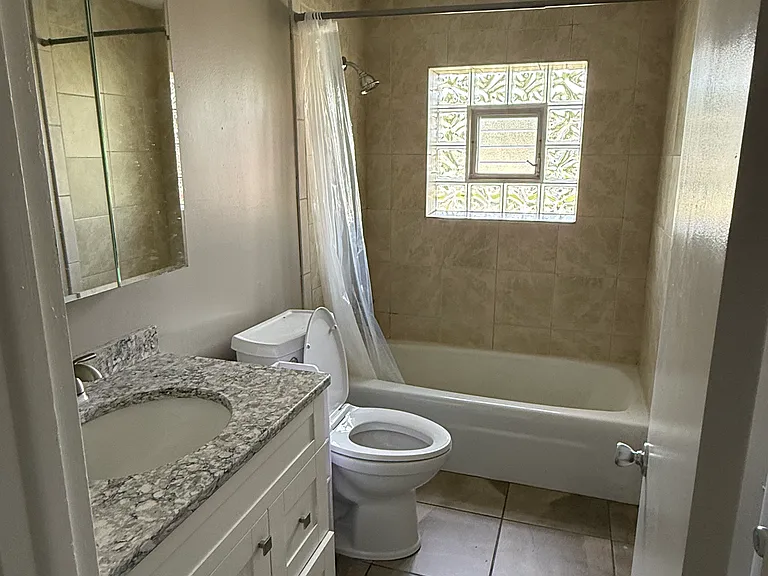 382 N Birch St — Photo 6