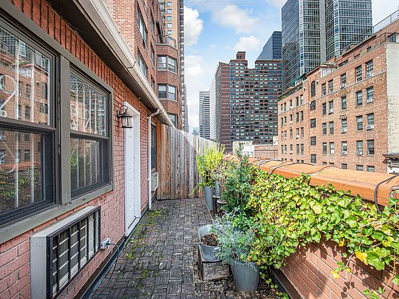 2nd image of 330 E 54th St #5D