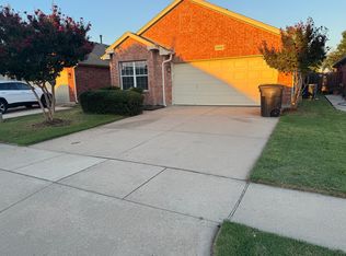 6504 Geneva Ln, Fort Worth, TX 76131