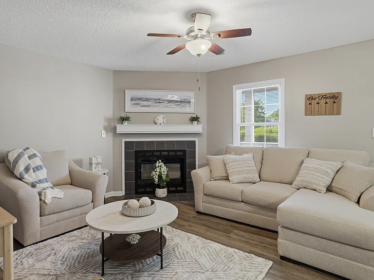 Westpointe Apartments — Photo 7