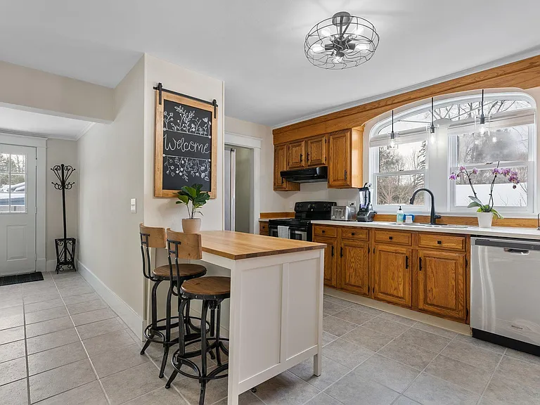 12 Hall Ave #A — Photo 12