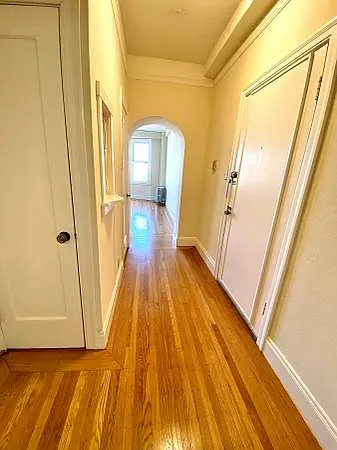1770 Broadway #503 - Image 5